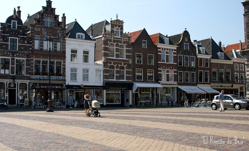 Plaza del Mercado en Delft