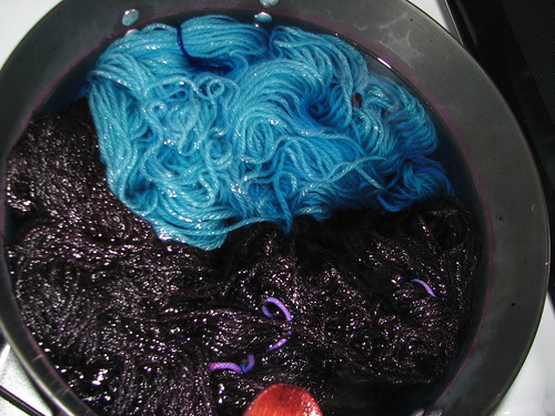 What's in the dyepot?