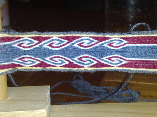 Ramshorn pattern on the loom