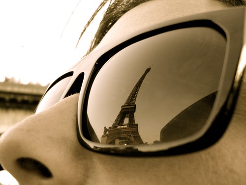 Eiffel Reflection