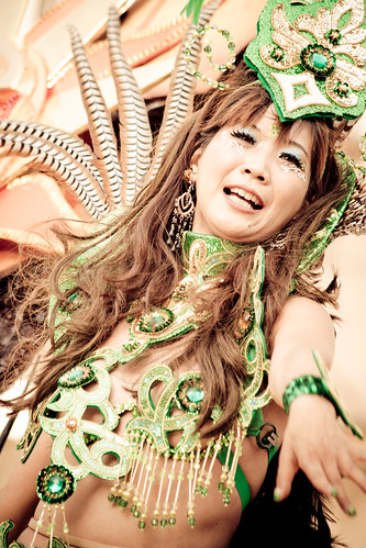 Asakusa Samba Carnival 2010-46.jpg