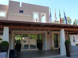 Sardegna - Il prestigioso "Free beach club" a Costa Rei di Muravera (Ca)