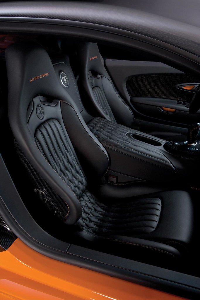 Bugatti Veyron Super Sport interior
