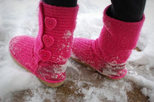 what they wear : THE pink boots!
