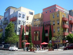 walkable mixed uses in San Diego (by: LA Wad/Chris, creative commons license)