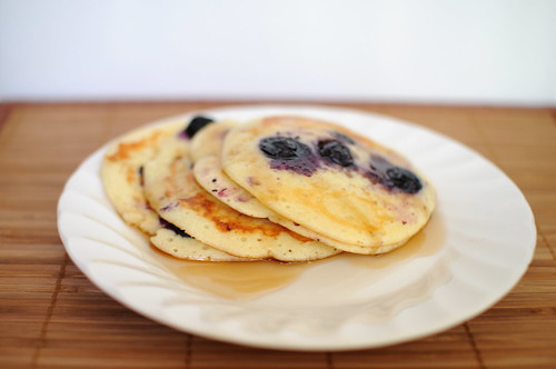 blueberry lemon ricotta pancakes