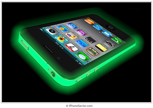 iPhone 4: Glow In the Dark iColor Wrap