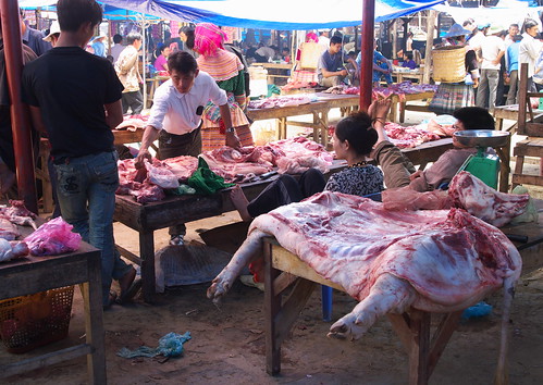 北河市場的豬肉攤位
