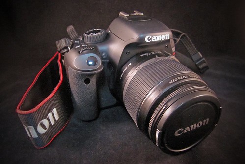 “Canon EOS Kiss X4”軽くて持ちやすくてびっくり！使うのが楽しみ楽しみ。
