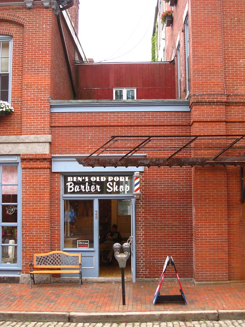 "BEN'S OLD PORT Barber Shop"