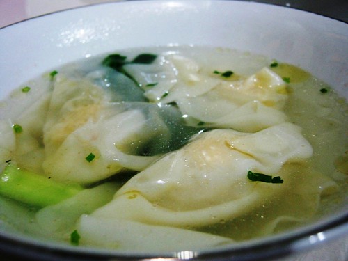 Pangsit Kuah (dumplings)