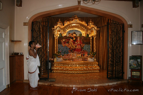 Temple Profile: Govindadwipa thumbnail