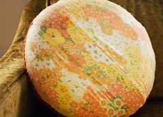 round pillow--back