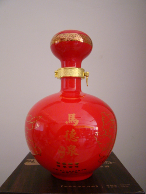 中国红瓷定制酒1