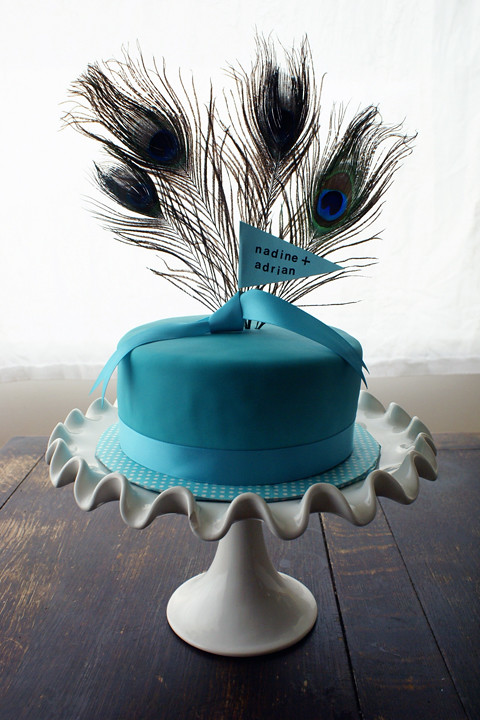 peacock themed cutting cake for wedding!