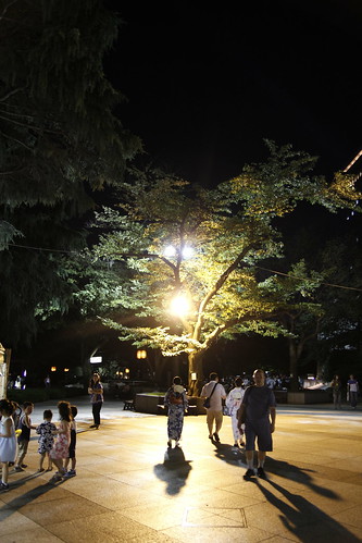 Under the tree (Mitama Festival 2010)