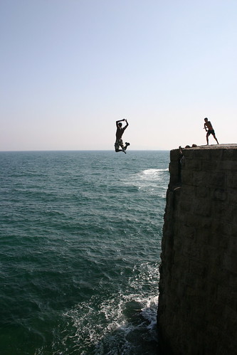 Cliff Jumping 2