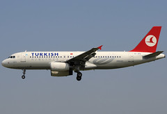 Turkish A320-232 TC-JPD BCN 26/06/2010