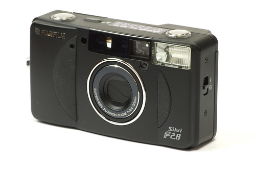 Fujifilm Silvi F2.8 - Camera-wiki.org - The free camera encyclopedia