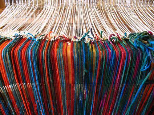 weaving at Tierra Wools