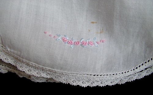 hem detail embroidery