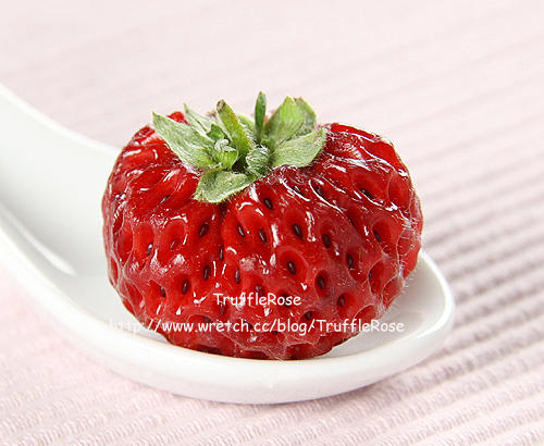 鳳梨草莓和覆盆子草莓 (pineapple-strawberry and raspberry-strawberry)-100720