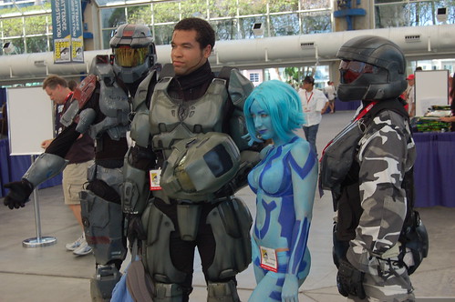 Comic Con 2010: Team Halo