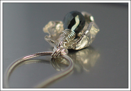 Water cast pendant & black spinel