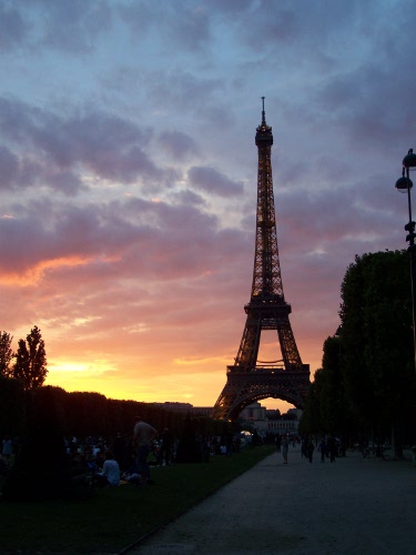 Paris: Sunset over the Eiffel Tower