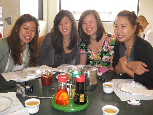lunch at San Tung with the girls!