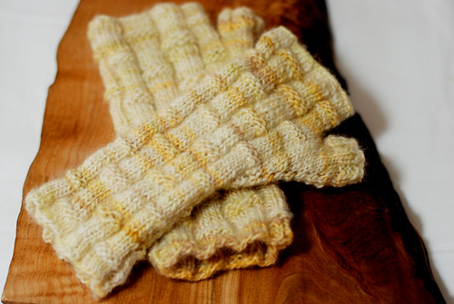 Bamboo Field Mitts