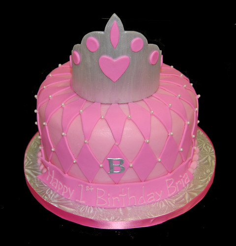 1st birthday silver tiara cake with pink diamond pattern and monogram