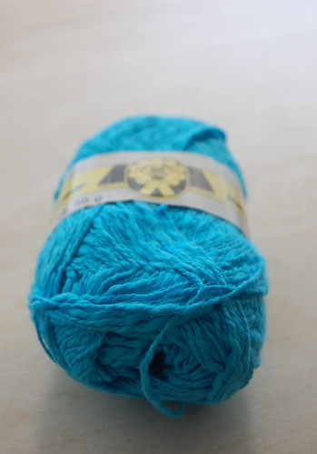 Child's Placket-Neck Pullover yarn 01
