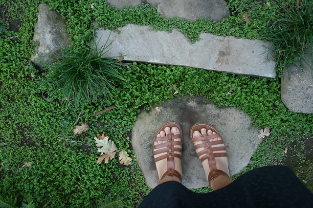 garden feet