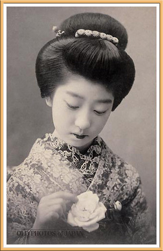 Traditional Asian Hairstyles. and traditional Japanese