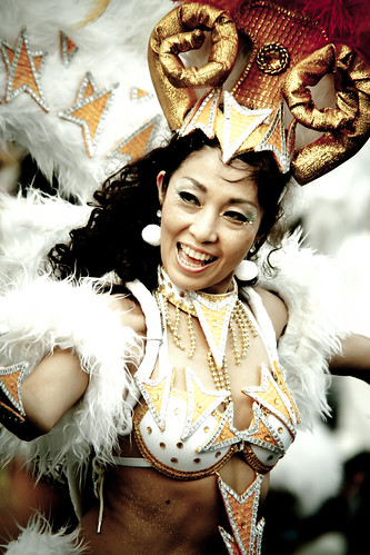 Asakusa Samba Carnival 2010-72.jpg