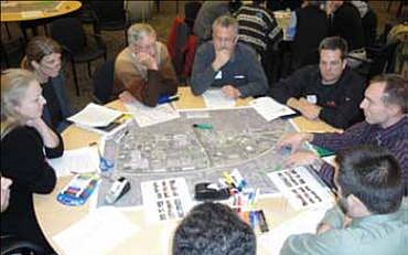 citizens participate in planning (courtesy of Goody, Clancy)