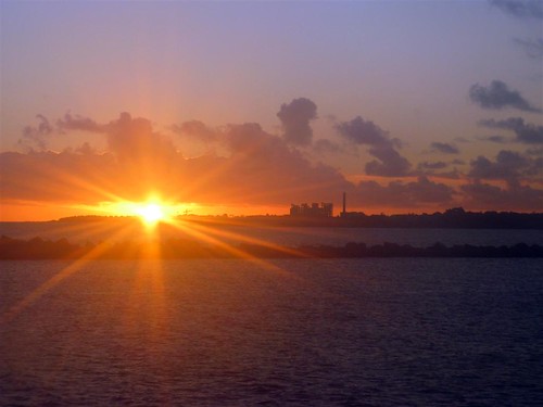 Pôr-do-sol no Rio da Prata.