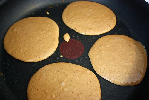 gingerbread-pancakes