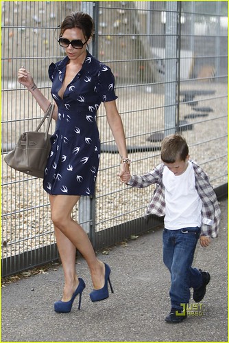 Victoria Beckham & Tanya Ramsey Out With Their Children (USA ONLY)
