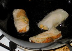frying spring rolls