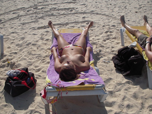 girls naked nude in public thread pics: topless,  nudist, beach