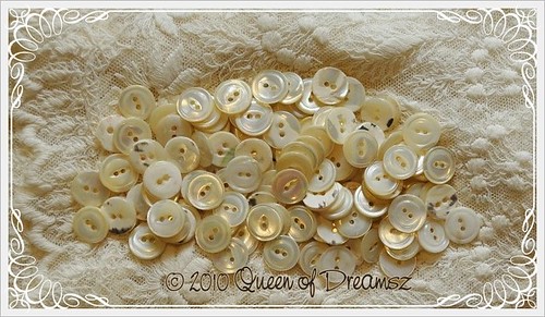 Vintage Mother of Pearl Buttons