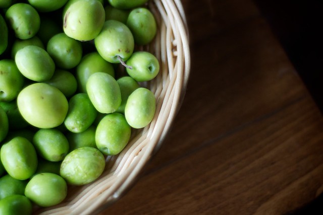 cured olives