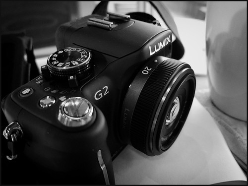 New 20mm f/1.7 "pancake" lens