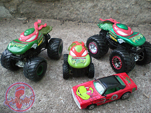 Racing Champions "Street Wheels" diecast 1:64 scale - 'Teenage Mutant Ninja Turtles' 5 pack :: 1971 Coupe - Raphael with Monster Jam Raph Trucks  (( 1999 - 2019 ))  