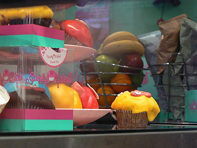 candy cupcakes.jpg