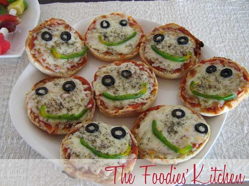 Cooking with Kids: Mini Pizzas. Ingredients: 4 English Muffins, halved