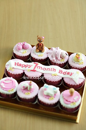 Baby One Month Cupcake Set - Galuh Shinta