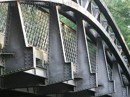 Handyside Bridge closeup of construction